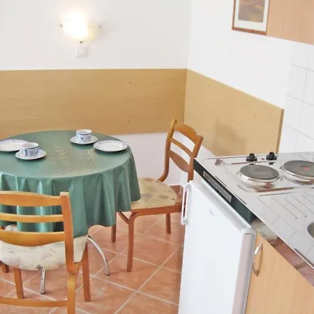Suele & Guest house 3*