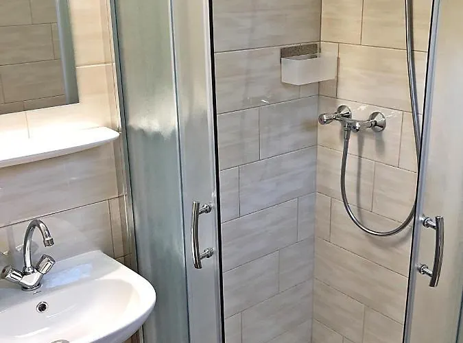 Guest house Suele & 3*